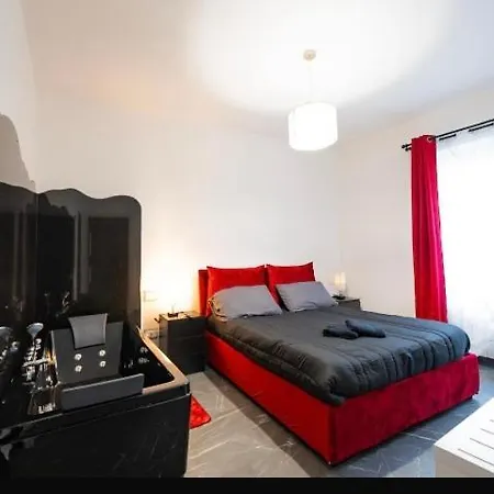 Corte 'e Susu アパート ヌーオロ